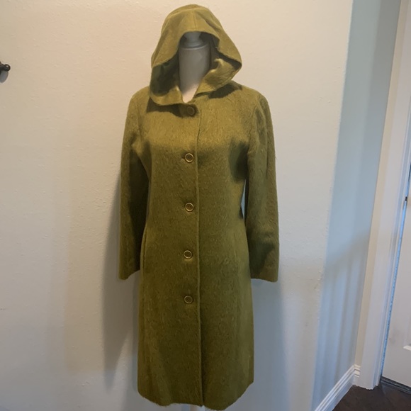 Italian Vintage Coat - Picture 3 of 9